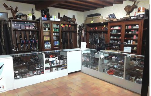 Armes d' occasion , armes neuves , atelier de réparation
