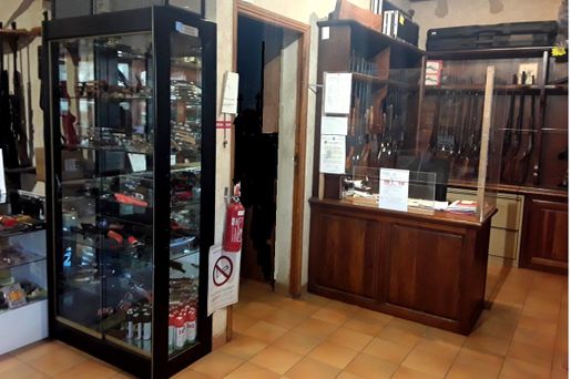 Couteaux de chasse , couteaux de loisirs , armurerie salcet
